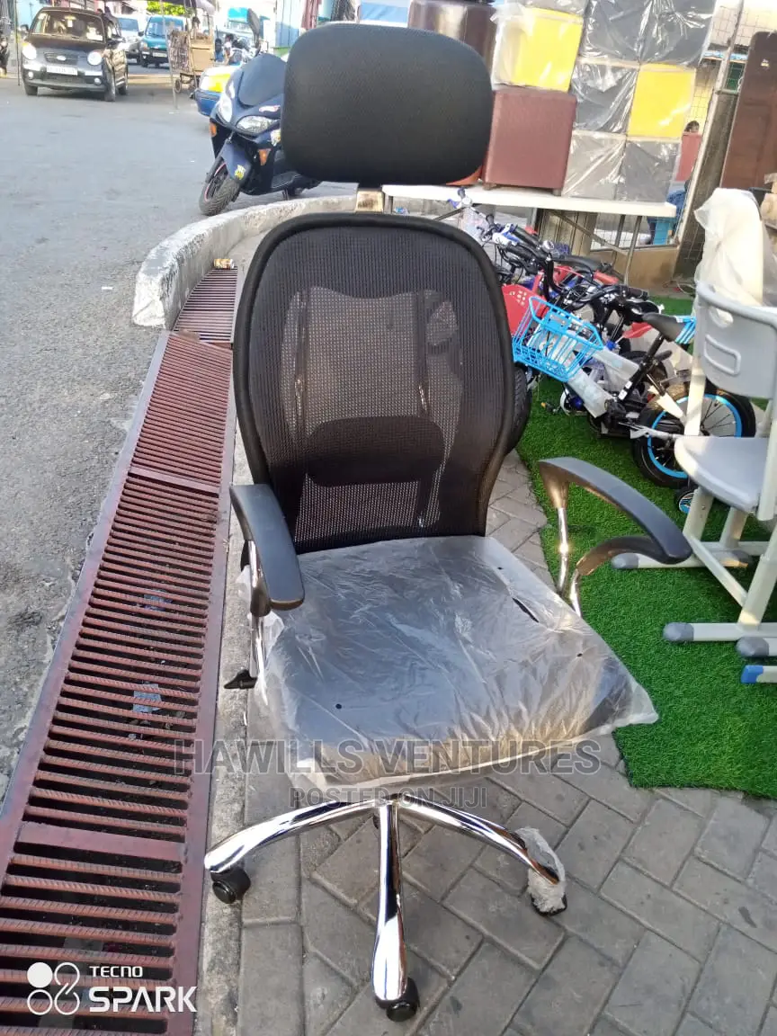 Dynamic Portland Mesh Chair