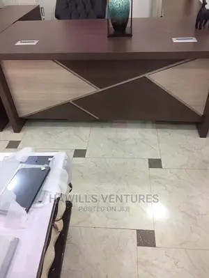 L-Shape Desk (Modern)