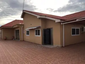 5 Bedrooms House for Rent Spintex