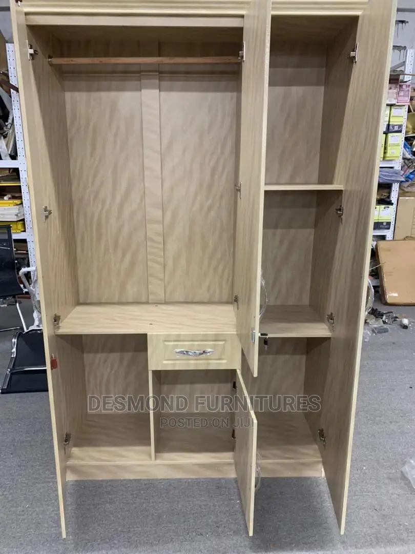 Three Doors Wardrobe With a Mirror