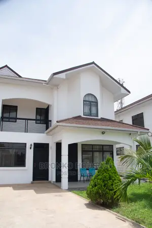 4bdrm House in Bronko Housing, Tema Metropolitan for rent