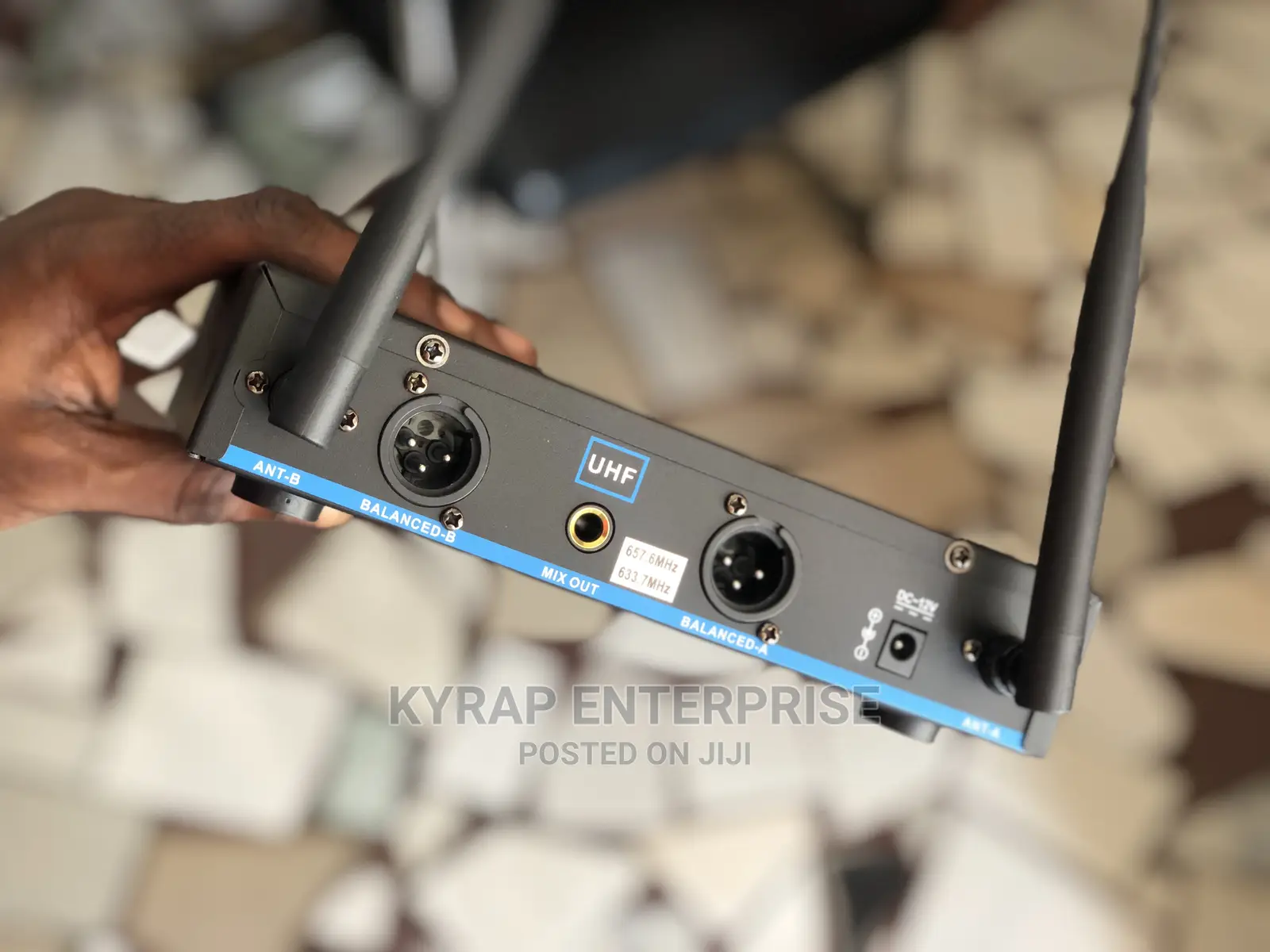 Shure U3600
