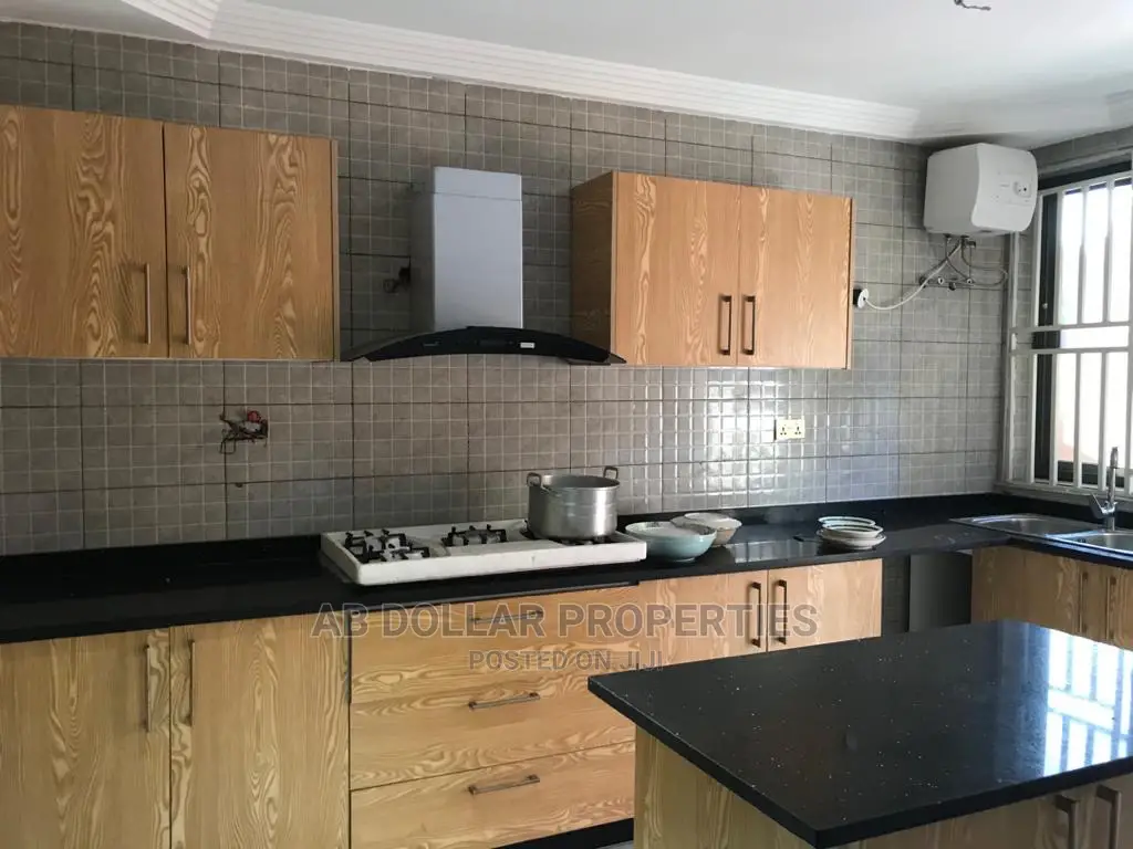 4 Bedroom for Rent (New Building)