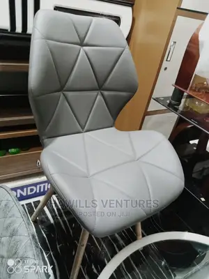 Pavilion Leather Chair