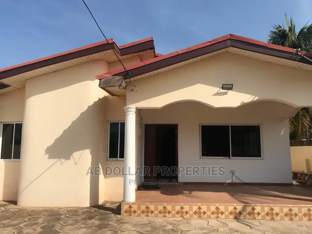 3bdrm House in Spintex for rent