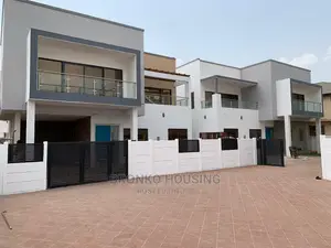 3bdrm House in Bronko Housing, Accra Metropolitan for rent