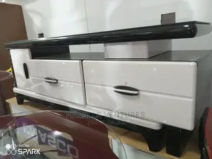 Long TV Stand