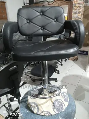 Bergmund Bar Chair