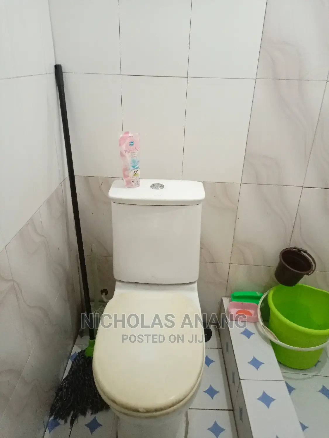 1bdrm House in New Town for rent