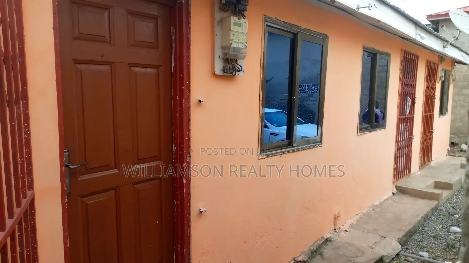 1bdrm Apartment in Community 18, Spintex for rent