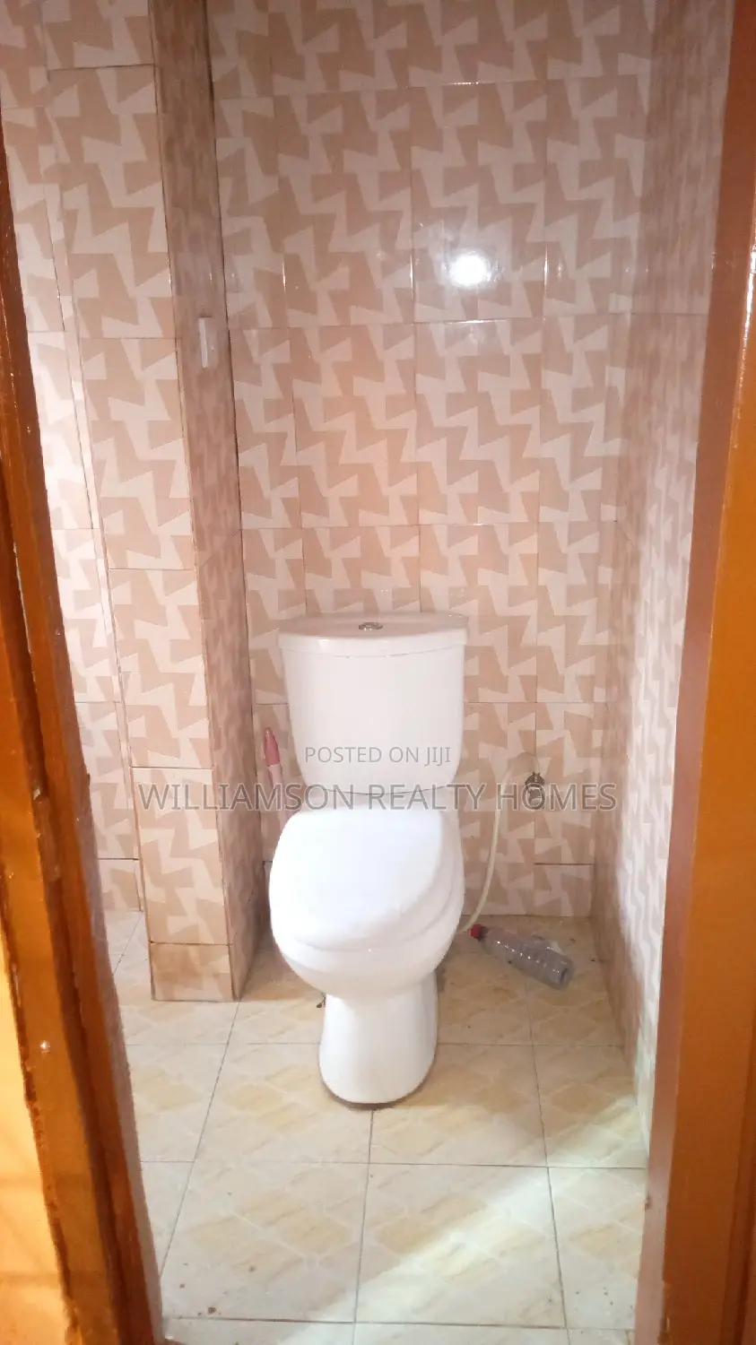 1bdrm Apartment in Community 18, Spintex for rent