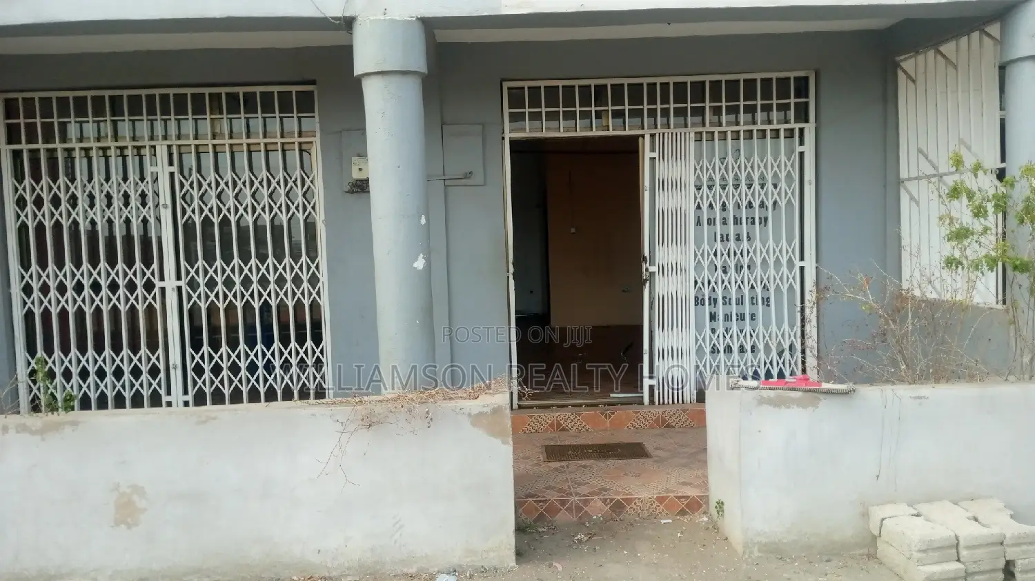 Double/Commercial Shop 4rent,Spintex