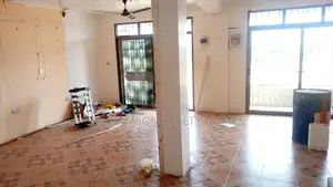 Double/Commercial Shop 4rent,Spintex