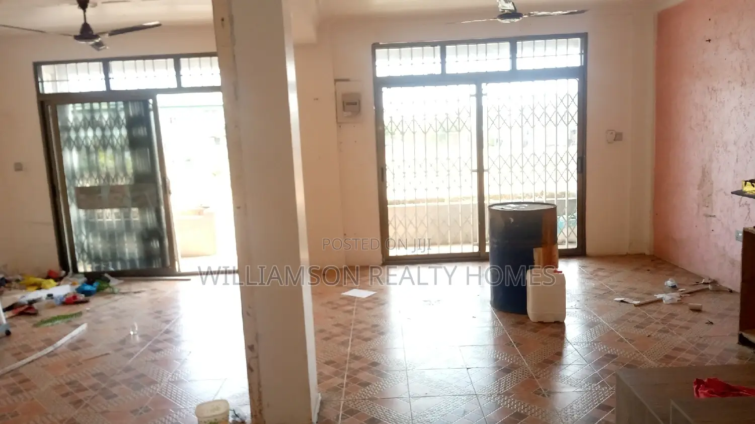 Double/Commercial Shop 4rent,Spintex