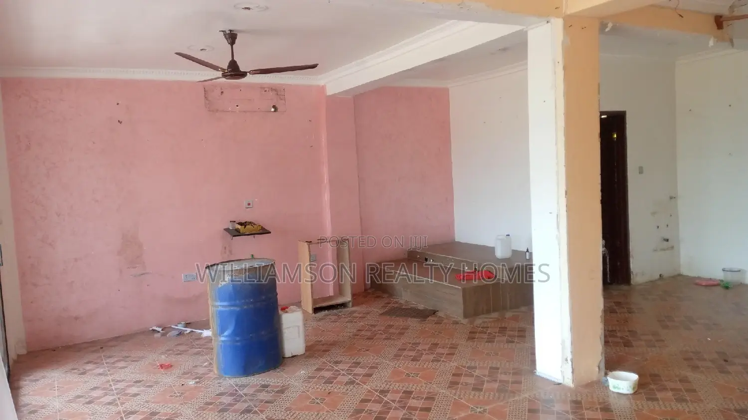 Double/Commercial Shop 4rent,Spintex
