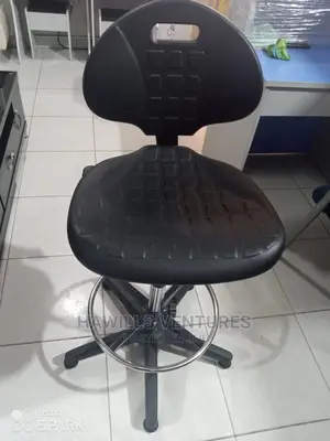 High Lab Chair