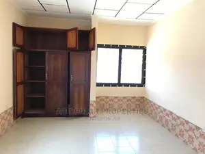 4bdrm House in Spintex for Rent
