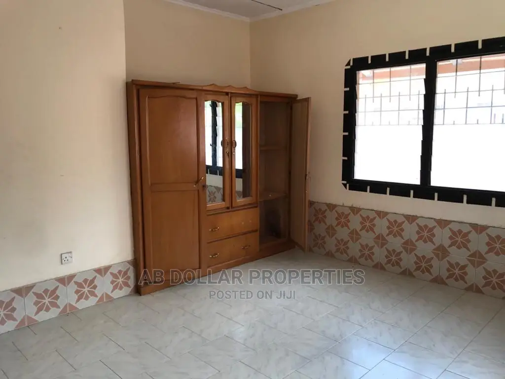 4bdrm House in Spintex for Rent