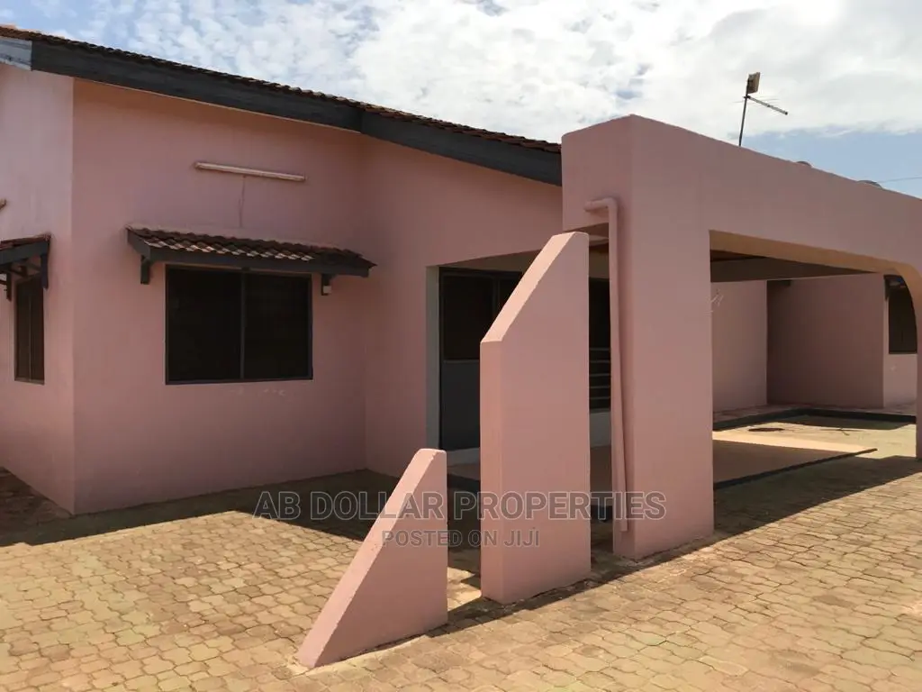 4bdrm House in Spintex for Rent