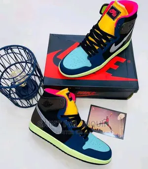 Nike Retro