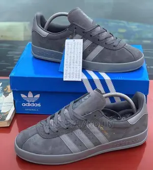 Adidas Broomfield