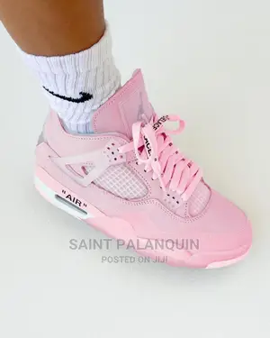 Off White Jordan 4