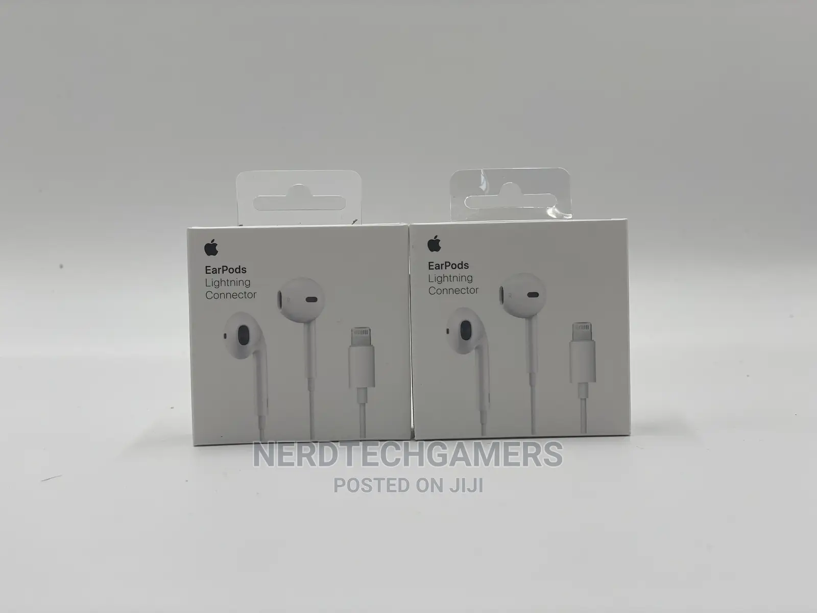Apple Earpods With Lightning Connector - White