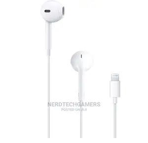 Apple Earpods With Lightning Connector - White