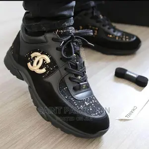 Channel Sneaker