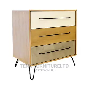 Chest of Drawers ( 3 Cedar)