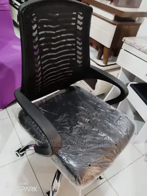 City Medium Back Chair