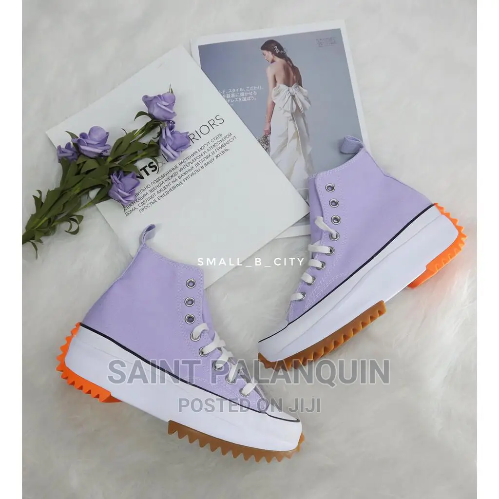 Chuck Taylor Converse