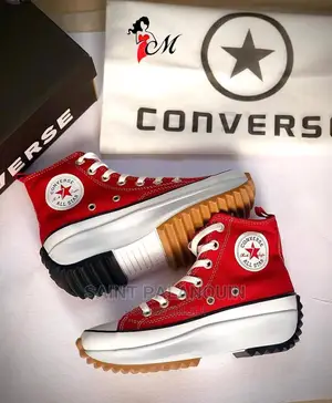 Chuck Taylor Converse