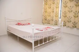 Furnished 4bdrm House in Community 25, Tema Metropolitan for rent