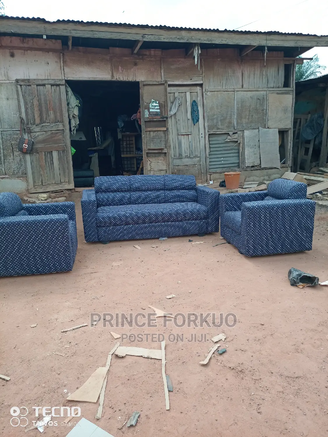 P Yaw Furniture W