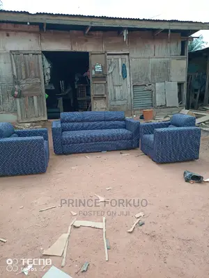 P Yaw Furniture W