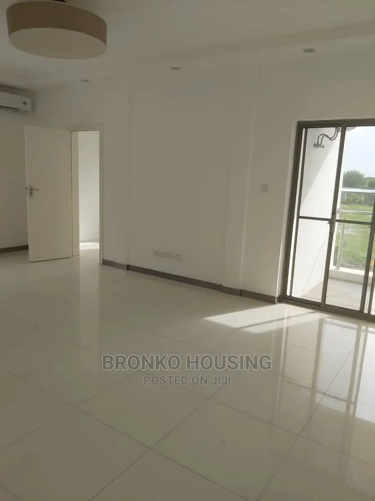 4bdrm House in Bronko Housing, Airport Residential Area for Rent