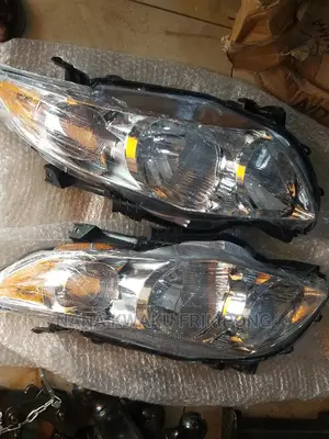 Toyota Corolla 2009 2010 Head Light Available