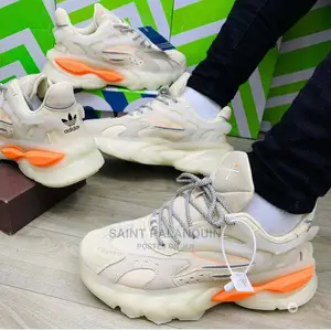 Adidas Sneak