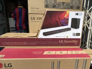 New in Box Lg 400watts 2.1ch Bluetooth Wireless Sounad Bar