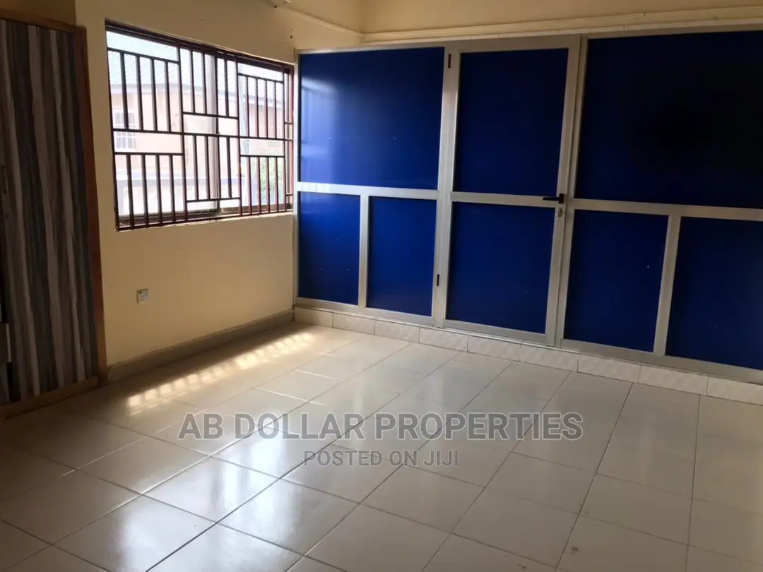4bdrm House in Spintex for Rent