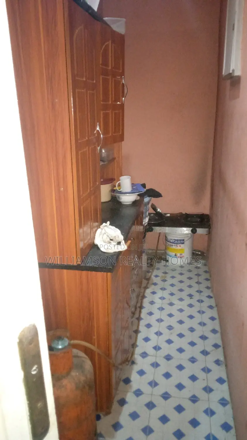 1bdrm Apartment in Hfc Estate, Spintex for rent