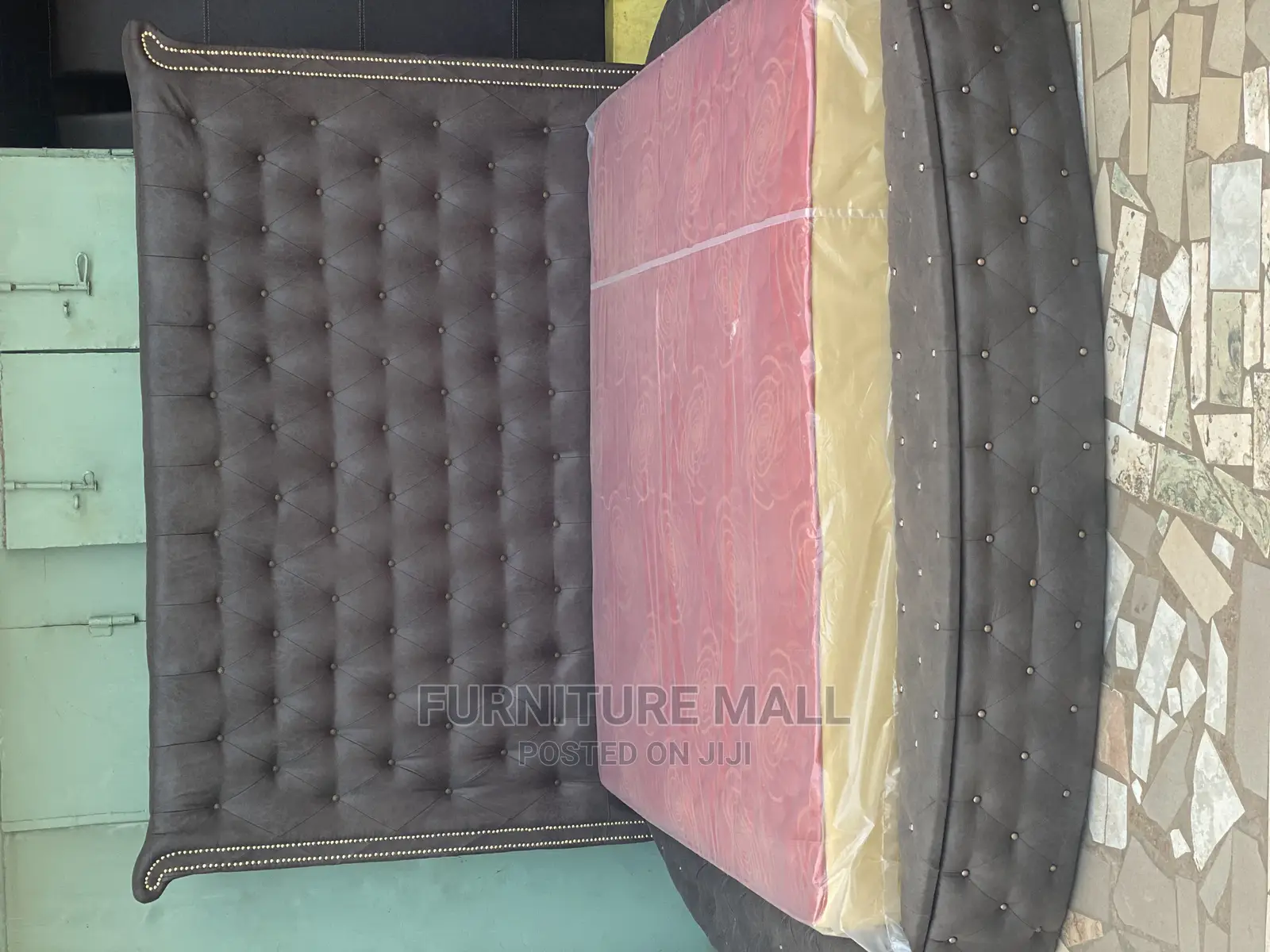 Luxurious Kings Bed With Mattress. Free Delivery