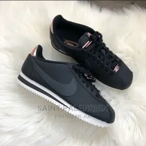 Nike Cortez