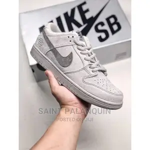 Nike Dunk Sb