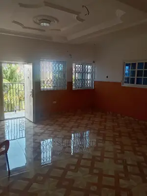 Awesome 2-Bedrooms Apartment Dansoman