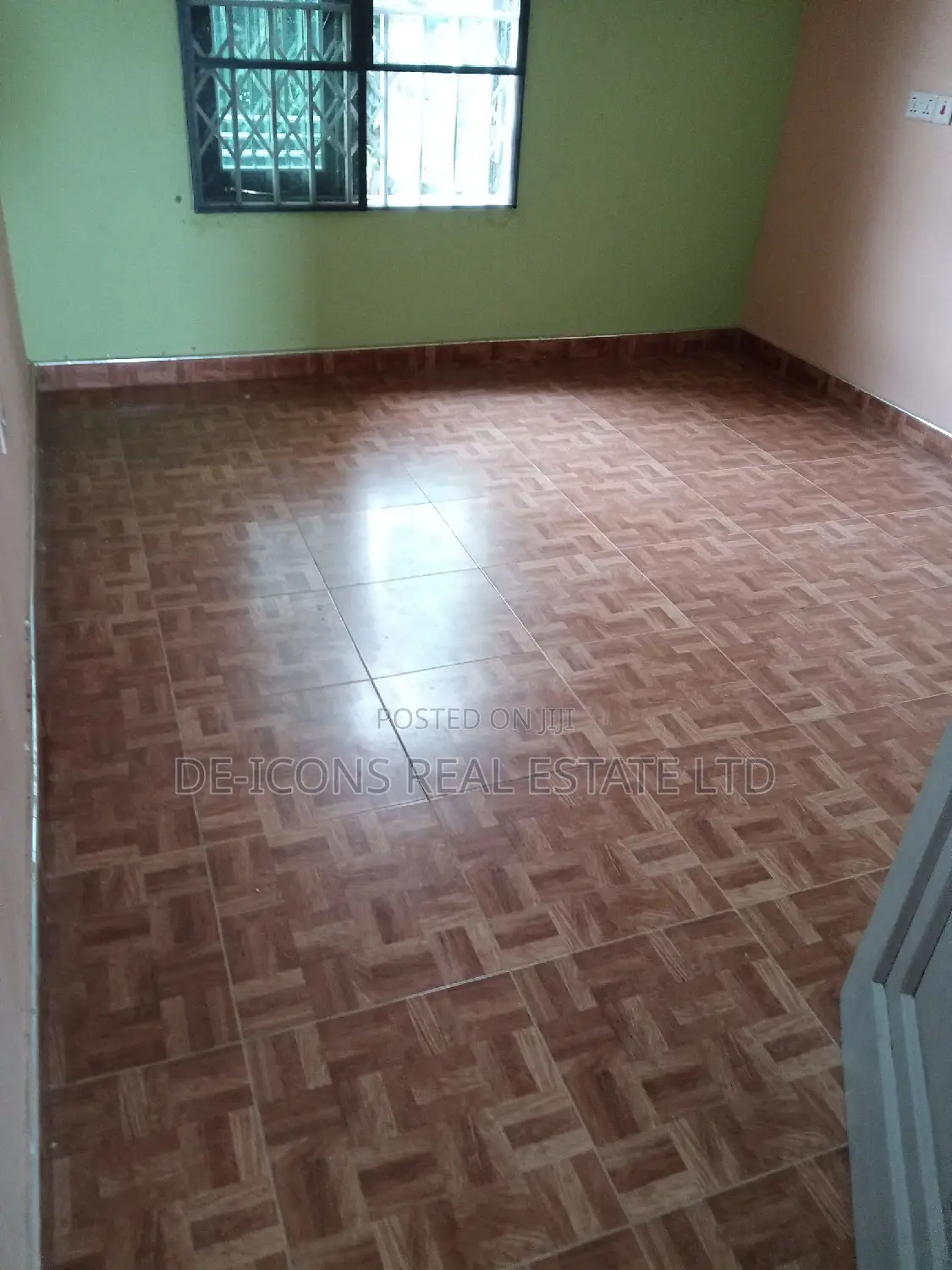 2bdrm Duplex in De-Icons Real Estate, Awutu Senya East Municipal