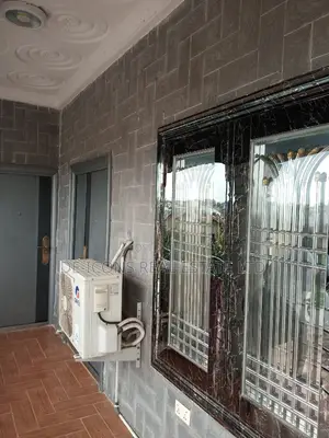 2bdrm Duplex in De-Icons Real Estate, Awutu Senya East Municipal