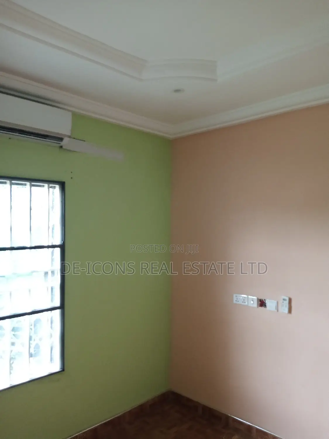 2bdrm Duplex in De-Icons Real Estate, Awutu Senya East Municipal