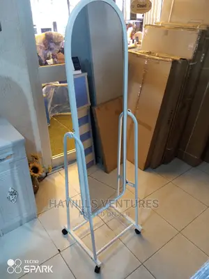 Self Standing Mirror